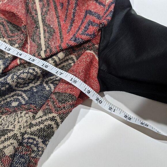 Daytrip Jacket Womens Medium Red Southwest Pattern Faux Leather Jacket - Picture 8 of 8